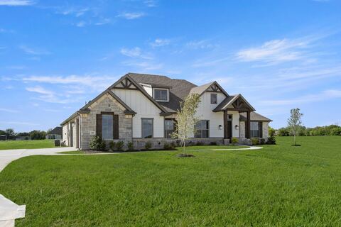201 Cotopaxi Drive, Pecan Hill, TX 75154 — photo 2