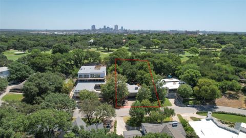 409 Hazelwood Drive, Fort Worth