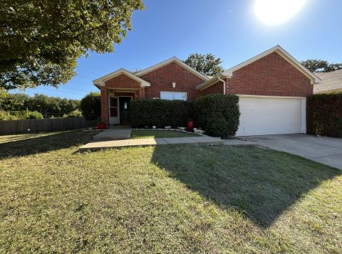 8020 Montecito Drive, Denton
