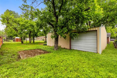 2700 Briarwood Lane, Bellmead, TX 76705 — photo 3