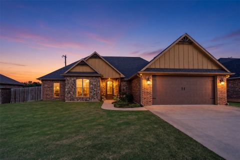 330 Koby Circle, Sulphur Springs
