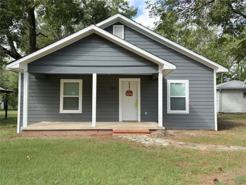 907 Davis Street S, Sulphur Springs