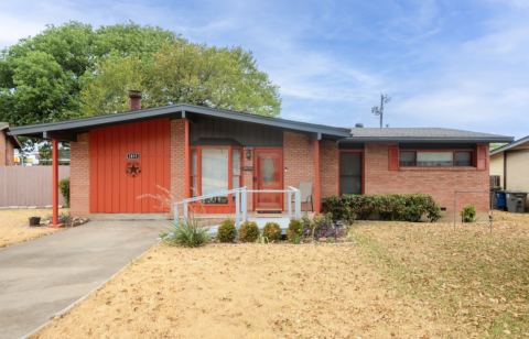 2251 Myrtlewood Drive, Dallas