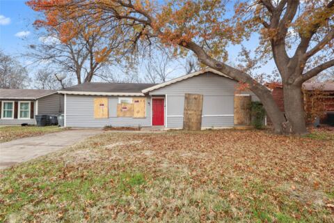 725 Emberwood Drive, Dallas