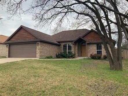 104 Spring Bouquet Street, Stephenville