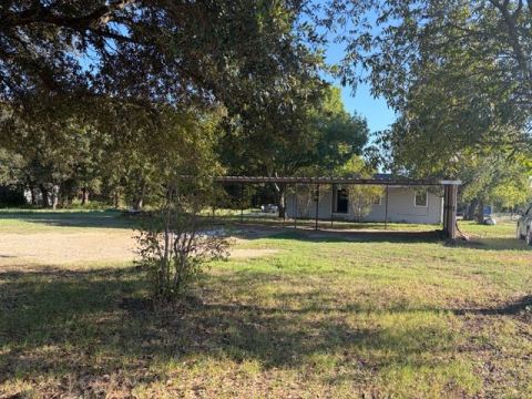 6340 Smoke Lane, Scurry