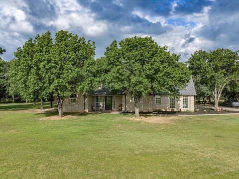 210 County Road 2696, Alvord