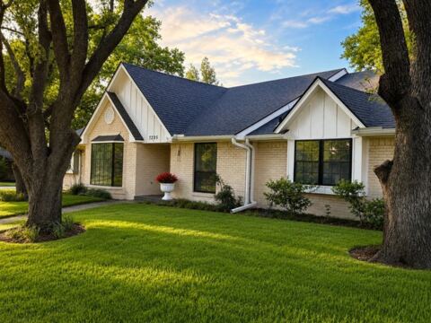 7205 La Manga Drive, Dallas