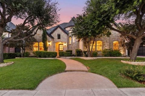 4528 Warwick Lane