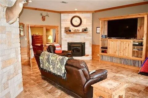 4411 County Road 127, Whitesboro, TX 76273 — photo 2