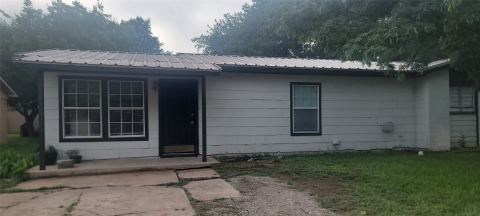 716 N Cummings Drive, Alvarado, TX 76009 — photo 2