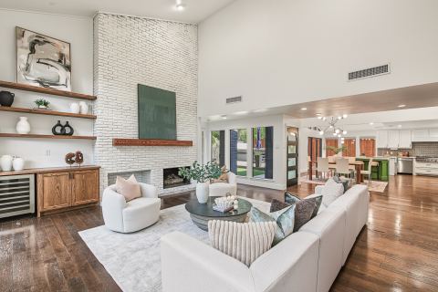 9123 Windcrest Drive, Dallas