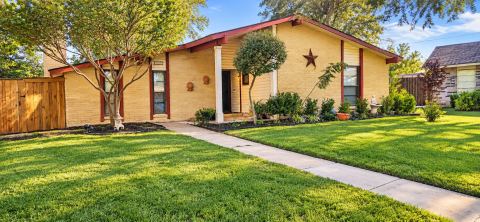 709 Echo Drive, Grand Prairie