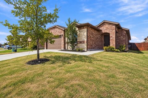 2228 Dyre Drive, Haslet