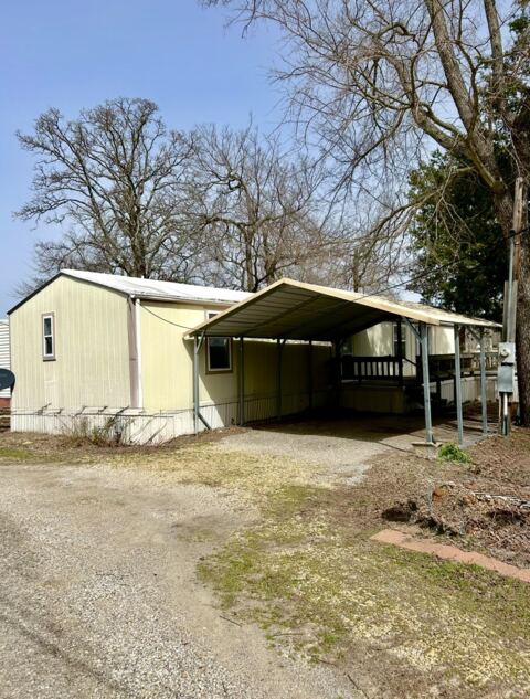 10481 Private Road 3709 11, Wills Point