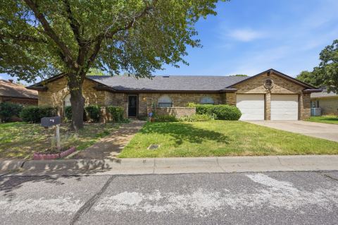 2202 Canyonwood Drive