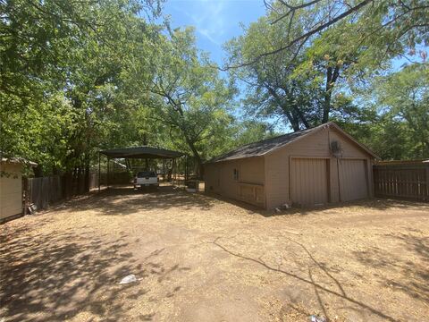 1042 W Tarleton, Stephenville, TX 76401 — photo 2