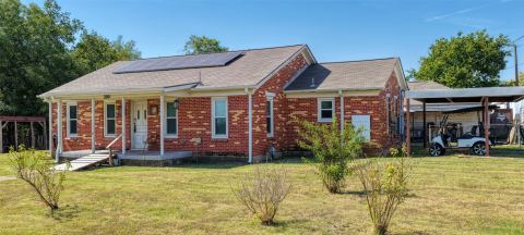 200 E Crossmain, Milford, TX 76670 — photo 3
