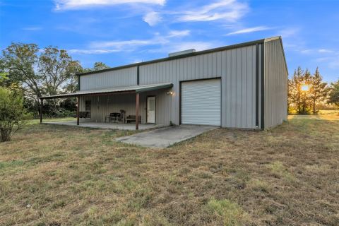 4300 County Road 4640, Trenton, TX 75490 — photo 2