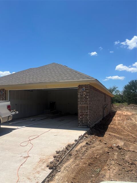 413 Conway Street, Lacy Lakeview, TX 76705 — photo 2