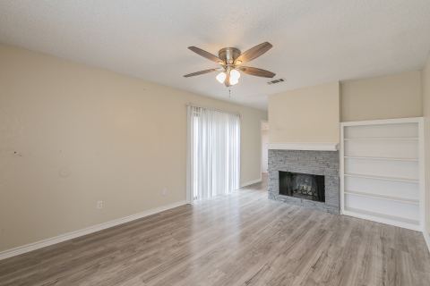 2760 Parkchester Drive, Arlington