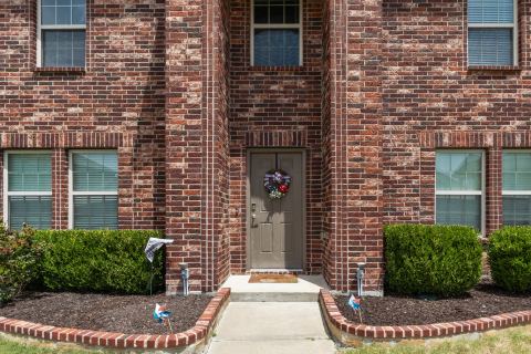 2508 Glen Hollow Drive, Lancaster, TX 75134 — photo 2