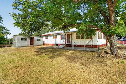 161 Arlington Street, Whitney, TX 76692 — photo 3