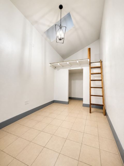4413 Menzer Road, Fort Worth