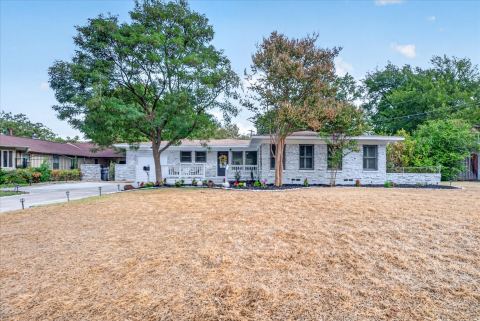 9823 Limerick Drive, Dallas, TX 75218 — photo 2