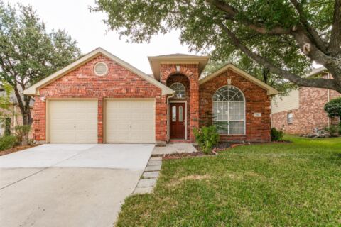 534 Briaroaks Drive, Lake Dallas