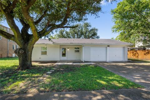 101 E Border Street, Milford, TX 76670 — photo 2