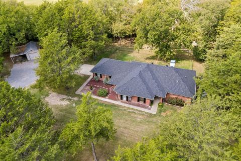 2615 N Lincoln Park Road