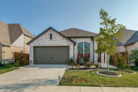1904 Dappled Grey Avenue