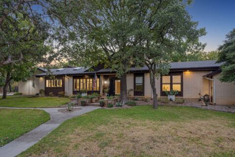 721 Verna Trail N, Fort Worth