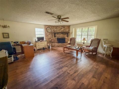 1411 N Business 287, Decatur, TX 76234 — photo 3