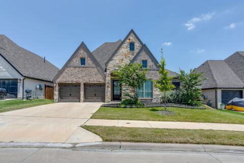 5729 Lake Jackson Drive, Fort Worth