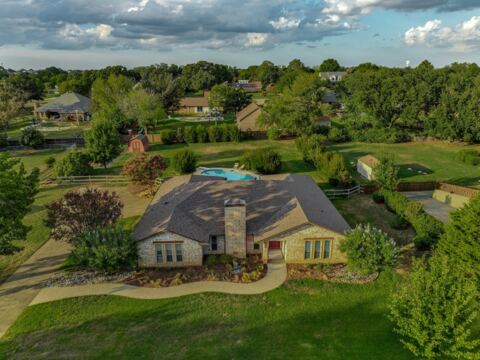 245 Valley View Trail