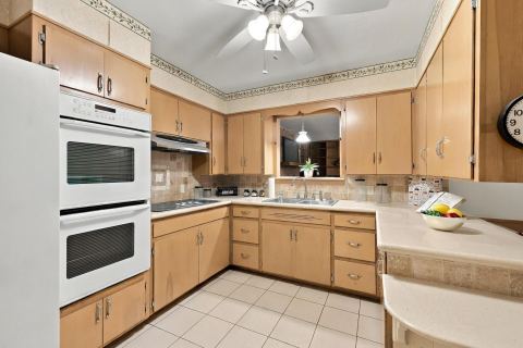 1306 Hillside Drive, Gainesville, TX 76240 — photo 3