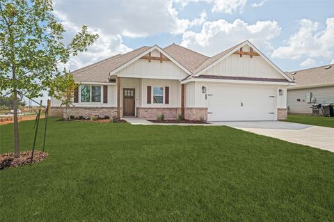303 Sam Drive, Hillsboro, TX 76645 — photo 2