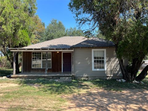 305 EAST ROAD, Stephenville