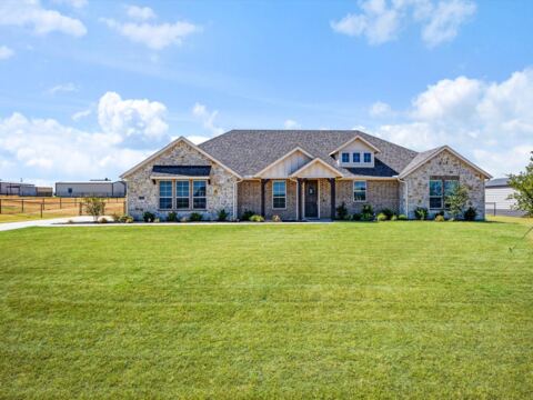 142 Lonicera Lane, Paradise