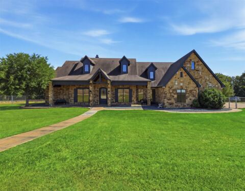 6808 Nine Mile Bridge Road, Fort Worth