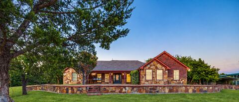 171 Chestnut Road, Whitewright, TX 75491 — photo 2