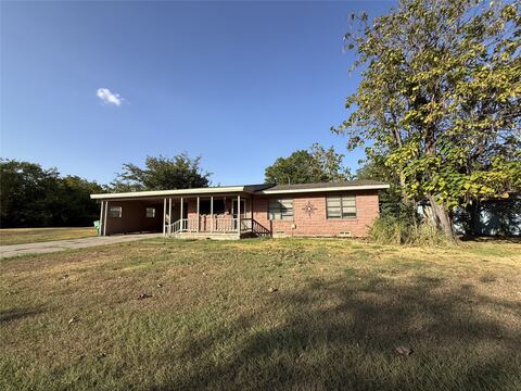1603 Cherry Street, Gainesville, TX 76240 — photo 2