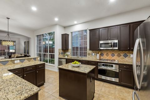 1061 Noble Avenue, Lantana, TX 76226 — photo 2