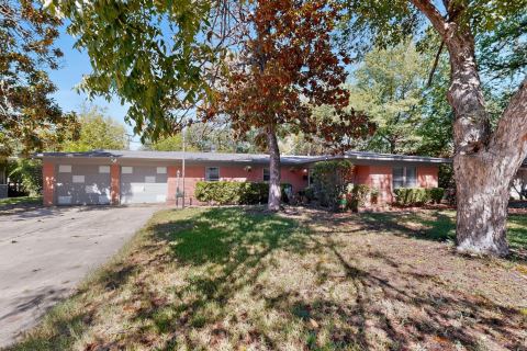 6905 Norma Street, Fort Worth, TX 76112 — photo 2