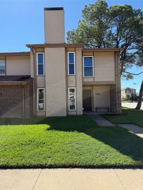 2114 Westmoor Place, Arlington