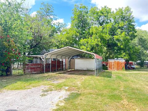 360 Grafton Street, Dublin, TX 76463 — photo 3
