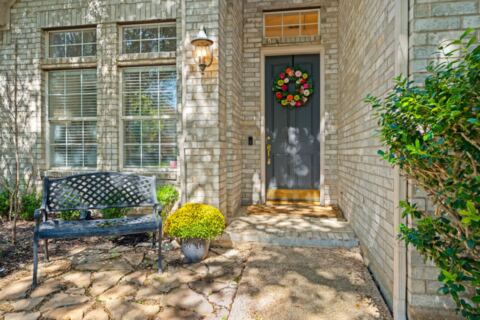 3025 Westminster Drive, Farmers Branch, TX 75234 — photo 2