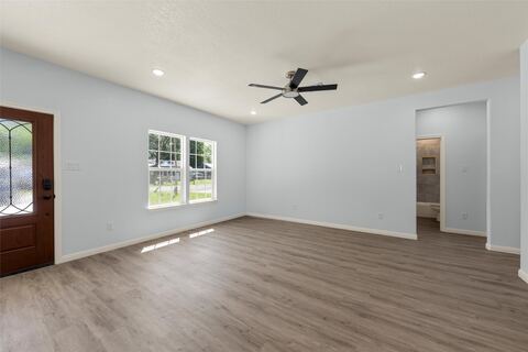 211 Lopez Street, Bellmead, TX 76705 — photo 2